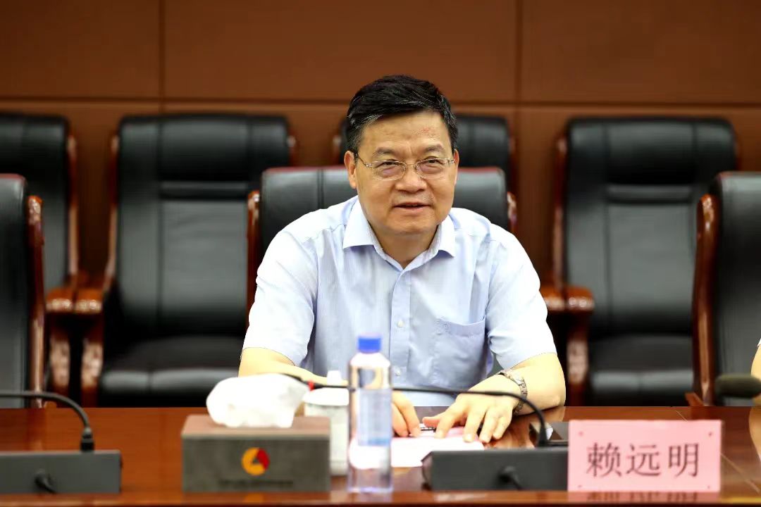 中國科學(xué)院院士賴遠(yuǎn)明一行到九江二橋調(diào)研指導(dǎo)